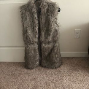 Fur vest
